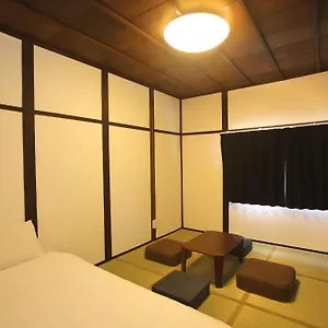 Yagara Terrace House B 大阪市